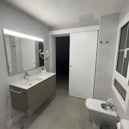 Apartment Izaro Atico De Lujo Cerca De Playa Dorada *