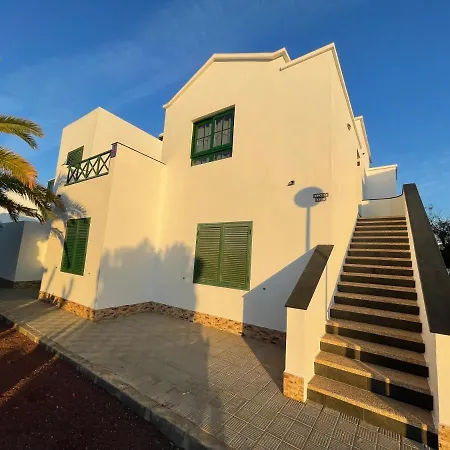 Apartment Izaro Atico De Lujo Cerca De Playa Dorada *