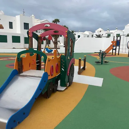 Izaro Atico De Lujo Cerca De Playa Dorada Apartment
