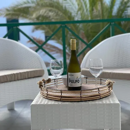 Izaro Atico De Lujo Cerca De Playa Dorada 아파트 *