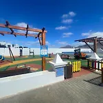 Apartamento Izaro Atico De Lujo Cerca De Playa Dorada