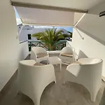 Izaro Atico De Lujo Cerca De Playa Dorada 普拉亚布兰卡