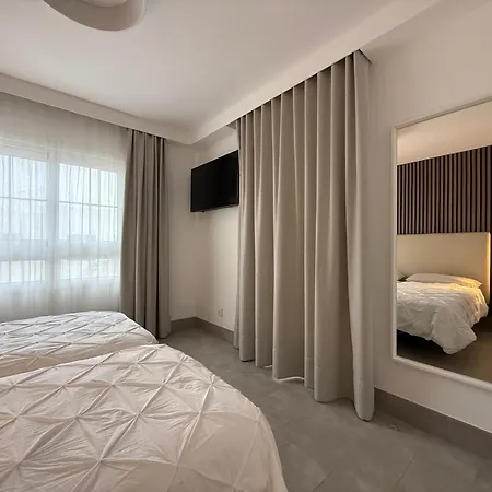 Izaro Atico De Lujo Cerca De Playa Dorada Playa Blanca