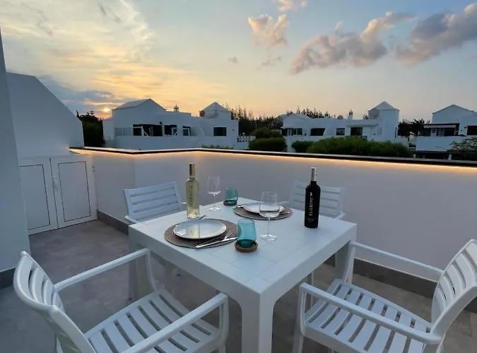 Appartamento Izaro Atico De Lujo Cerca De Playa Dorada *