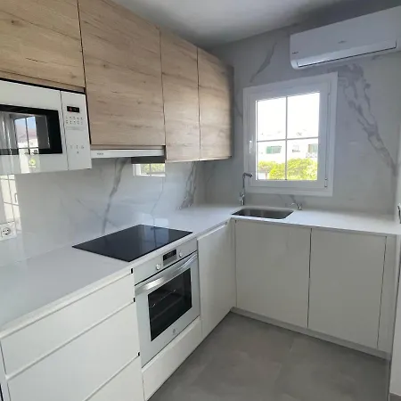 Izaro Atico De Lujo Cerca De Playa Dorada Apartament Playa Blanca (Lanzarote)