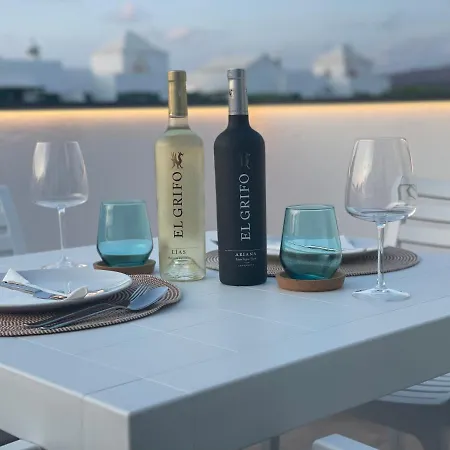 Appartement Izaro Atico De Lujo Cerca De Playa Dorada