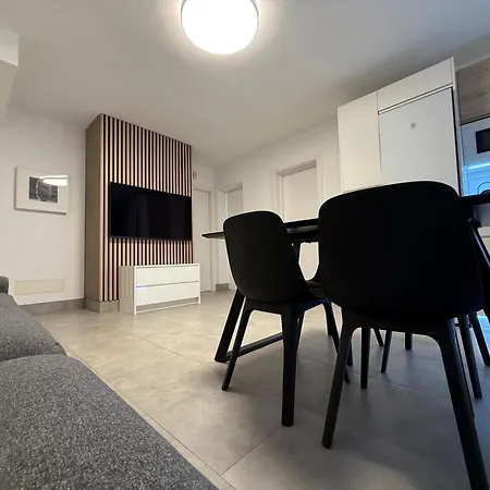 Apartmán Izaro Atico De Lujo Cerca De Playa Dorada *