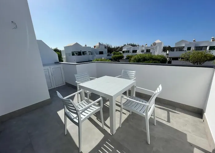 Apartamento Izaro Atico De Lujo Cerca De Playa Dorada